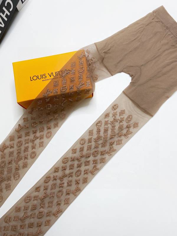 Louis Vuitton Socks LVO00001